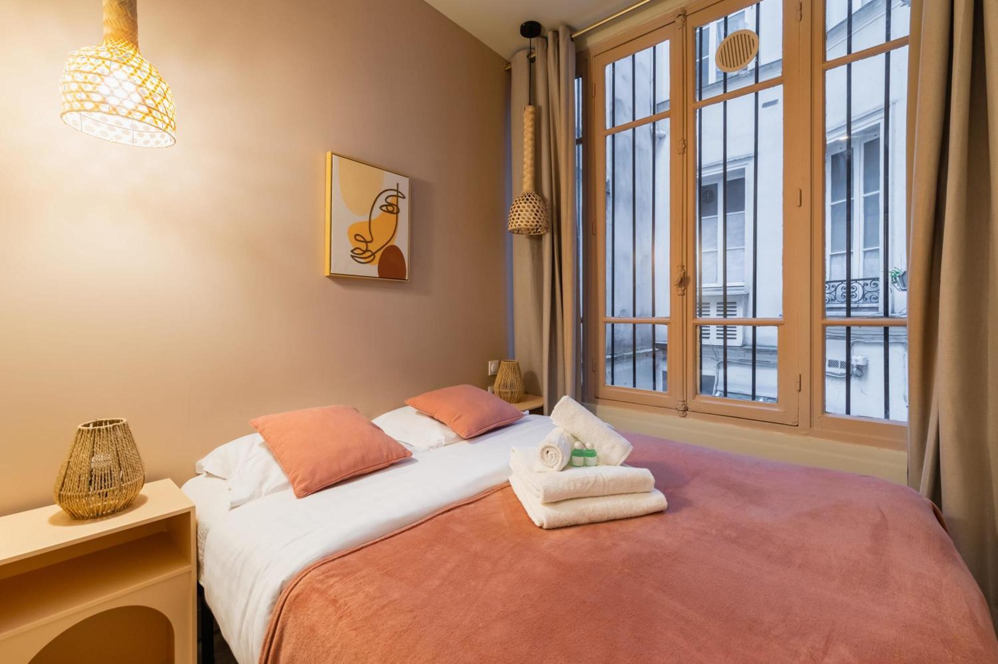 Charmant Appartement Moderne Haut Marais - 4P - Flat-Guest Paryż Zewnętrze zdjęcie